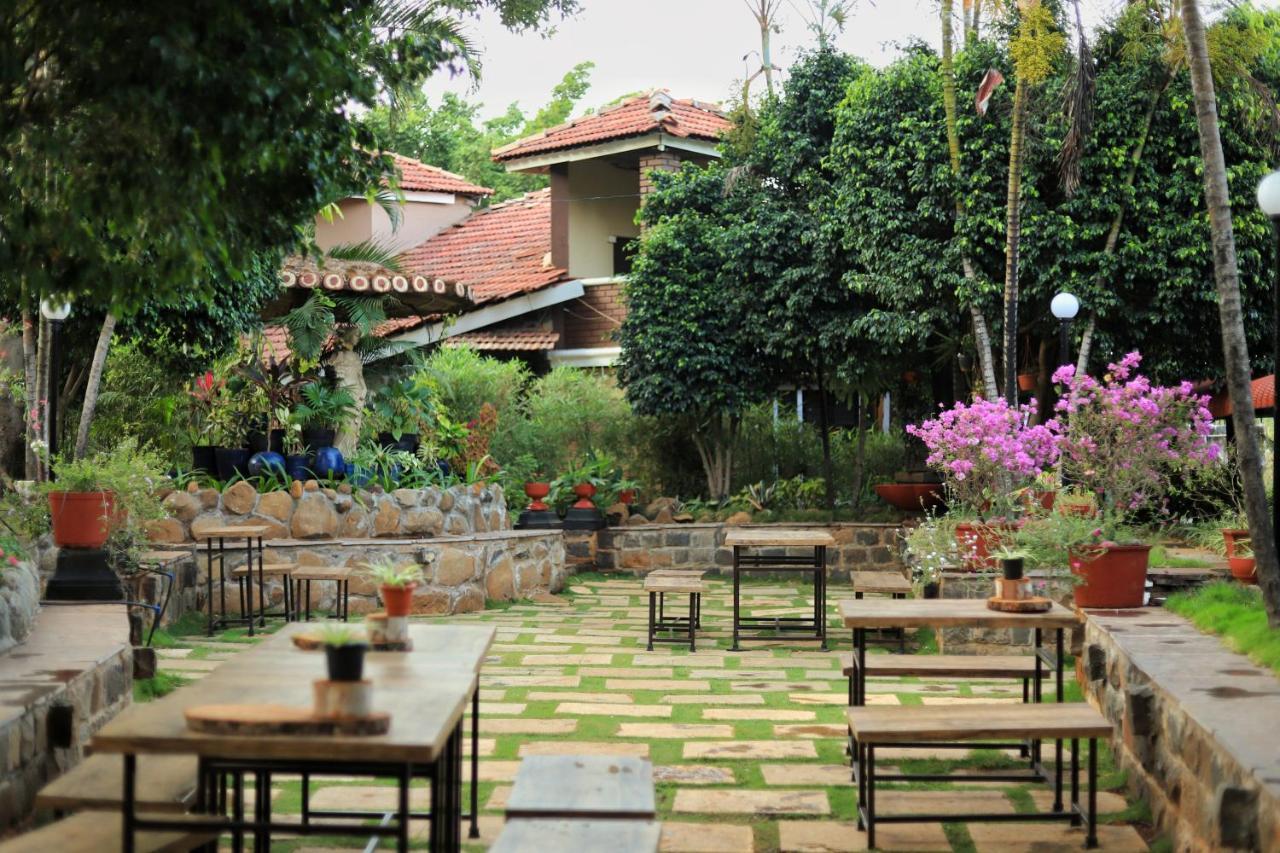 Achalaa Resort Колхапур Екстериор снимка
