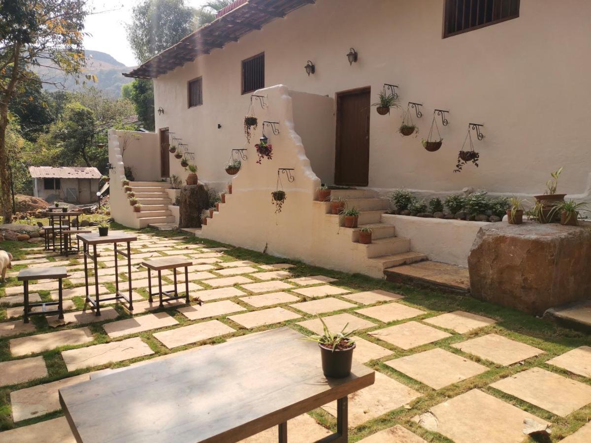 Achalaa Resort Колхапур Екстериор снимка