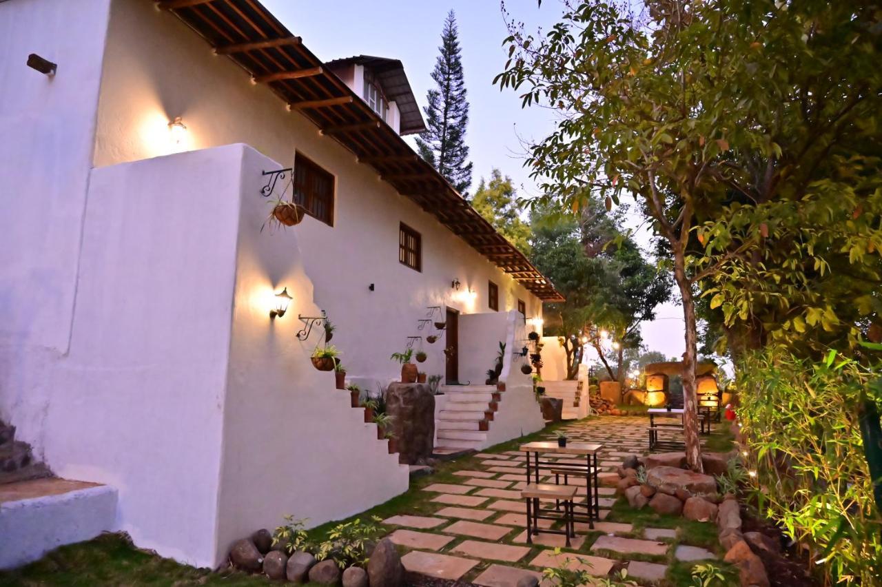 Achalaa Resort Колхапур Екстериор снимка